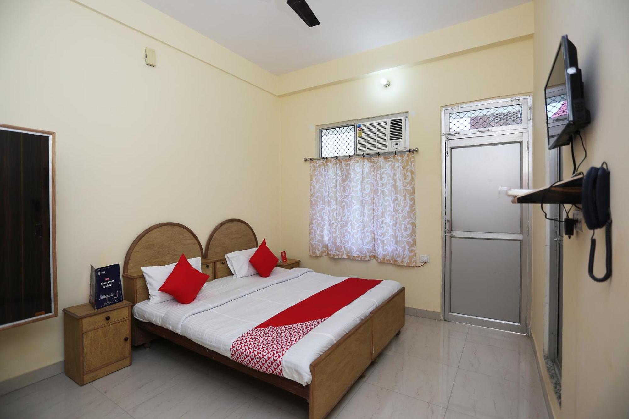 Collection O Sahani Guest House Ramnagar  Bagian luar foto